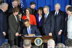 Barack Obama signs DADT repeal