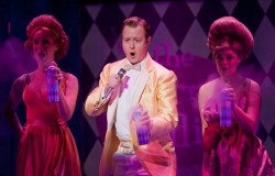 Stephen Gregory Smith in 'Hairspray'