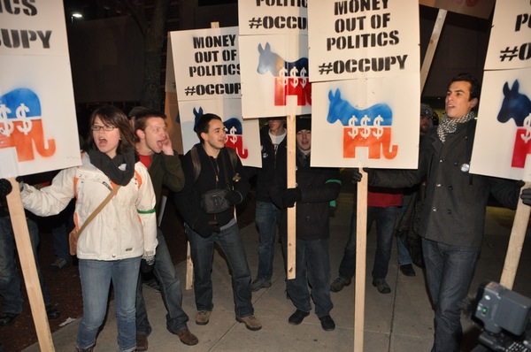 Santorum Denounced As Bigot At N H Rally