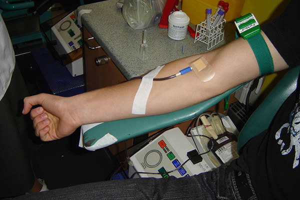 blood donation, gay news, Washington Blade, AIDS funding