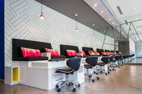 Coatroom pedicure stations (Photo by Joy Asico)