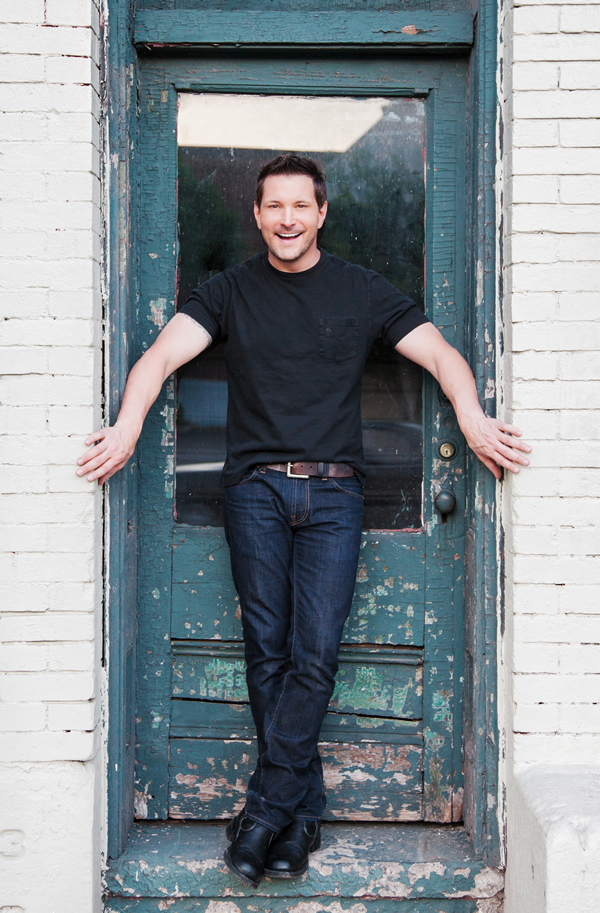Ty Herndon (Photo courtesy of Fifteen Minutes)