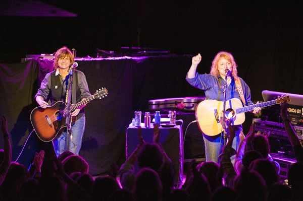 Indigo Girls, gay news, Washington Blade