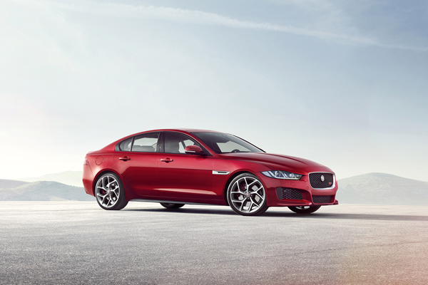 Jaguar XE 35t R-Sport