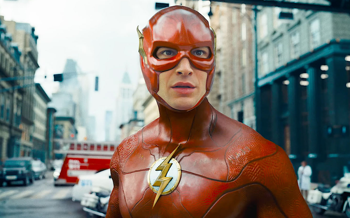 Flash speeds past controversy for entertaining summer picture