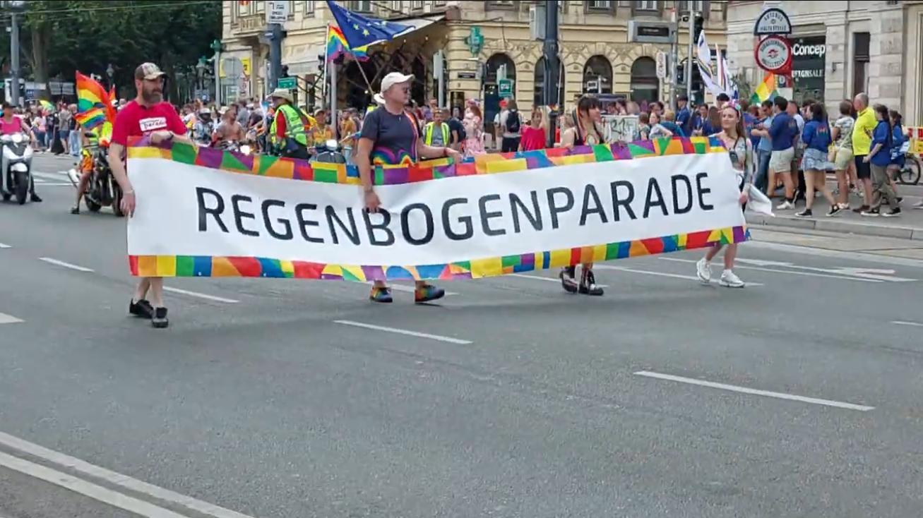 Austrian police thwart attack against Vienna Pride parade image