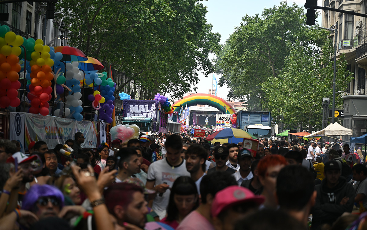 Vibrant festival atmosphere - 420 festival 2025