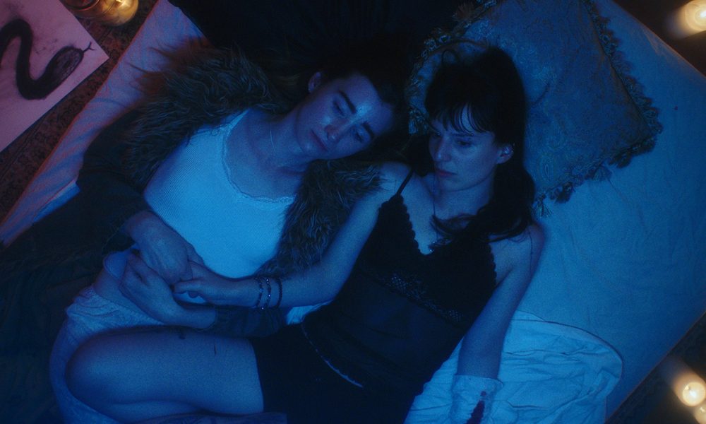 Trans-driven ‘Serpent’s Skin’ delivers campy sapphic horror